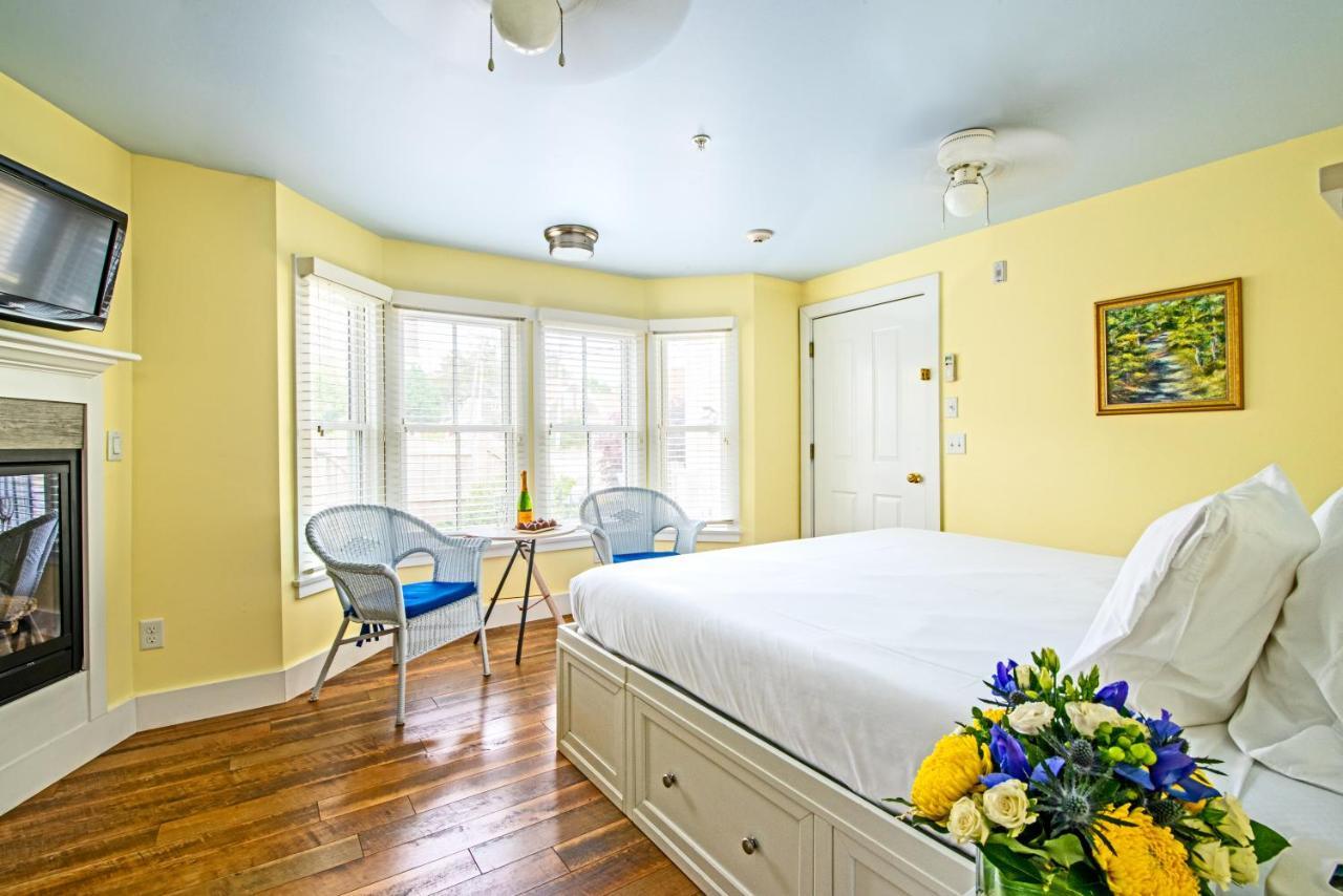 プロビンスタウン Admiral'S Landing (Adults Only) Bed & Breakfast エクステリア 写真